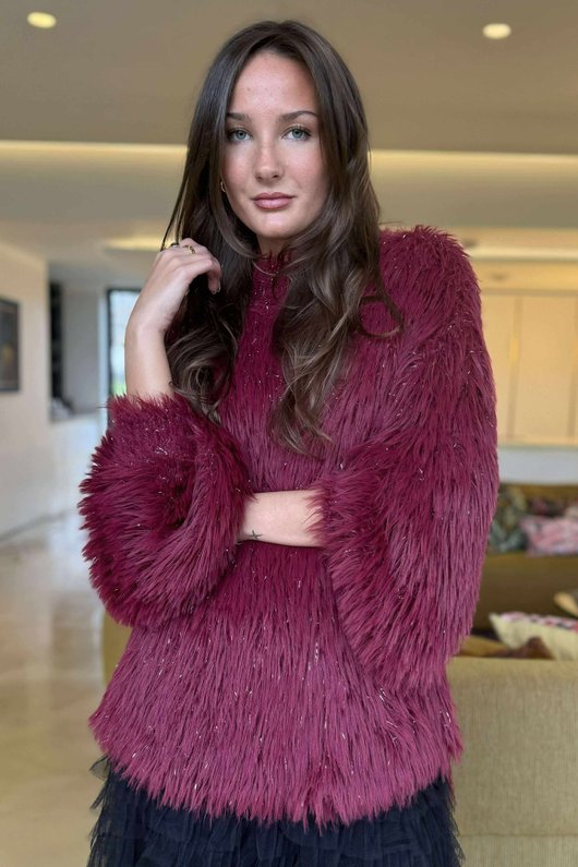 Claudia Shaggy Knit Burgundy